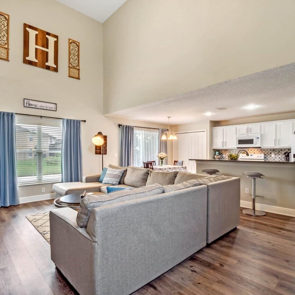 15124-black-lion-way-winter-garden-fl-34787-13-scaled-1000x1000-1 15124-black-lion-way-winter-garden-fl-34787-13-scaled-1000x1000-1