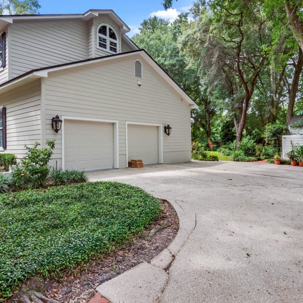 2022-down-woods-lane-windermere-fl-34786-08-scaled-1000x1000-1