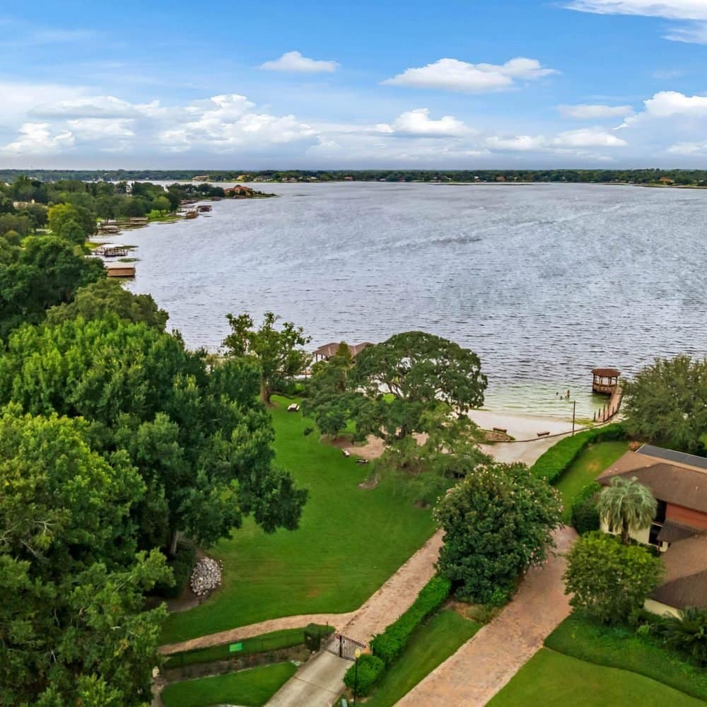 2022-down-woods-lane-windermere-fl-34786-65-scaled-1000x1000-1