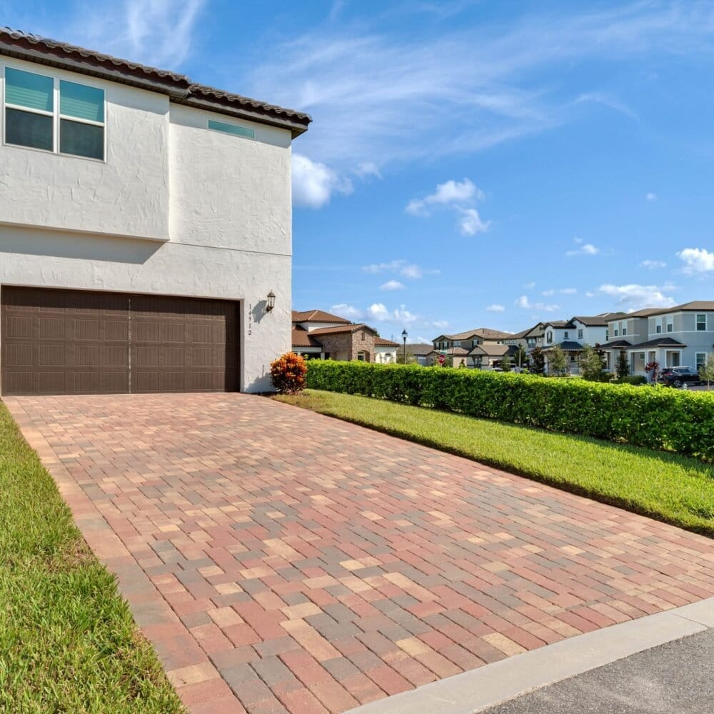 14912-guava-bay-drive-winter-garden-fl-34787-44-scaled-1-1000x1000