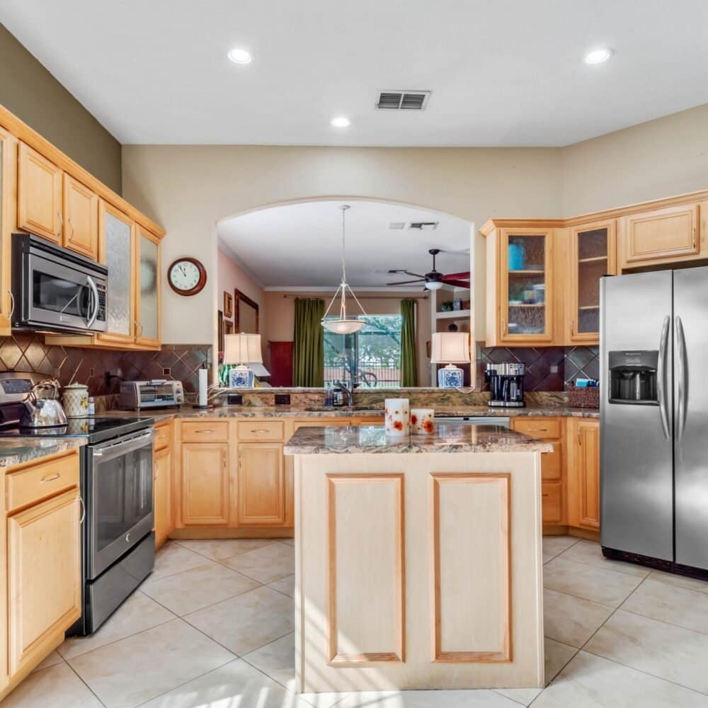 10554-woodchase-circle-orlando-fl-32836-22-scaled-1-1000x1000 10554-woodchase-circle-orlando-fl-32836-22-scaled-1-1000x1000