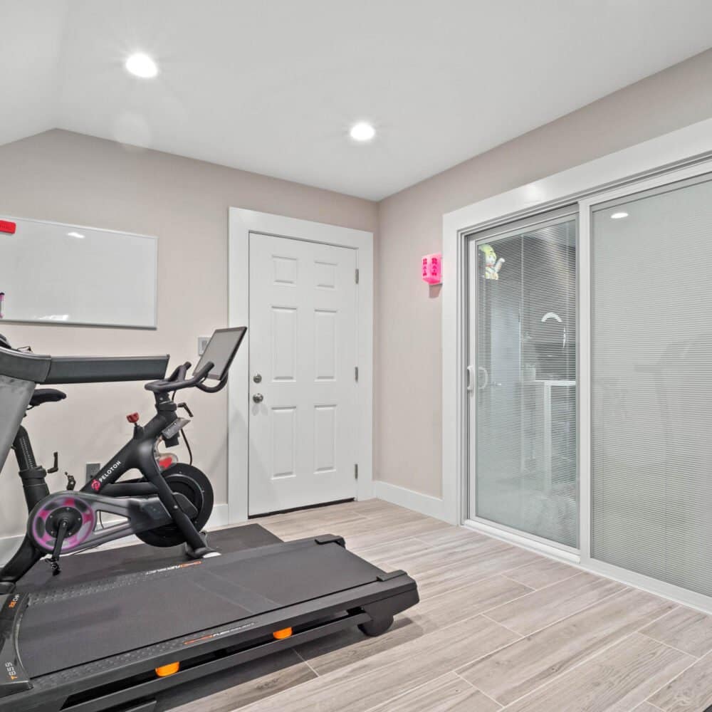 31-pine-street-windermere-fl-34786-35-scaled-1000x1000