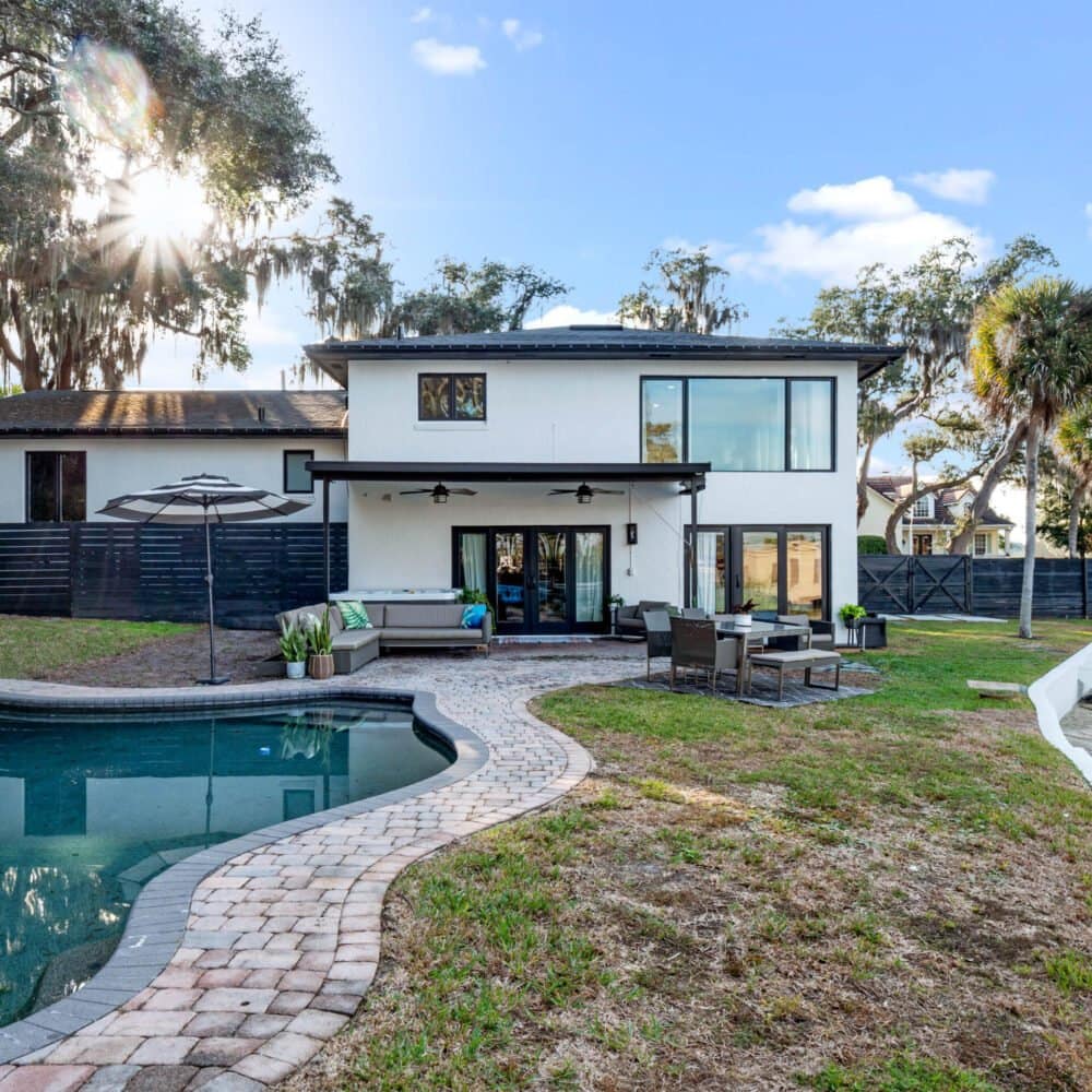 31-pine-street-windermere-fl-34786-42-scaled-1000x1000