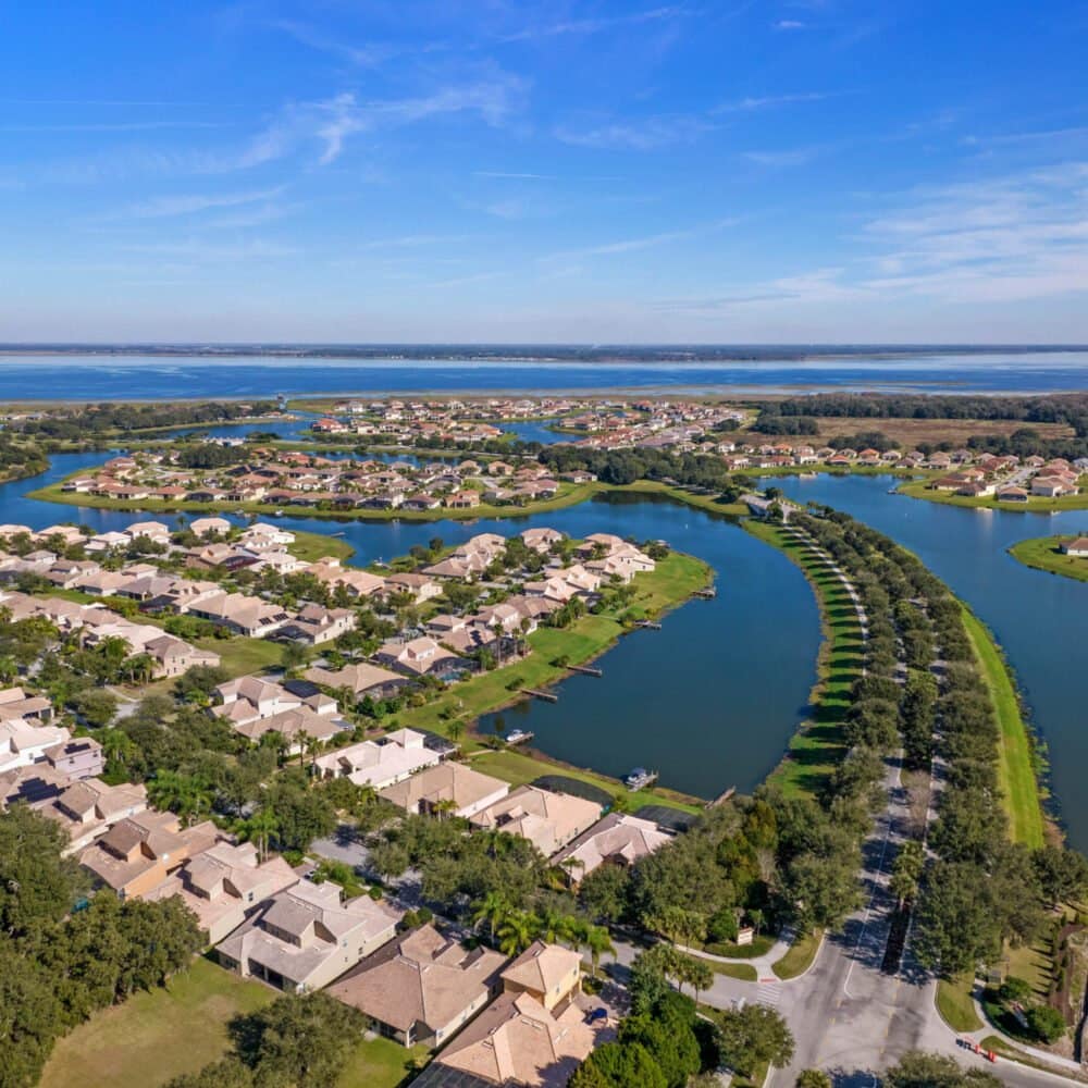 3850-eagle-isle-circle-kissimmee-fl-34746-55-scaled-1000x1000