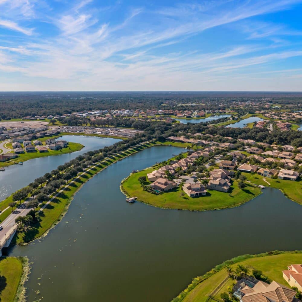 3850-eagle-isle-circle-kissimmee-fl-34746-57-scaled-1000x1000