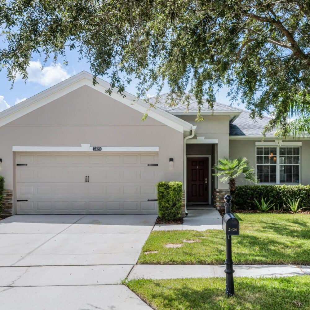 2420-balforn-tower-way-winter-garden-fl-34787-01-scaled-1000x1000