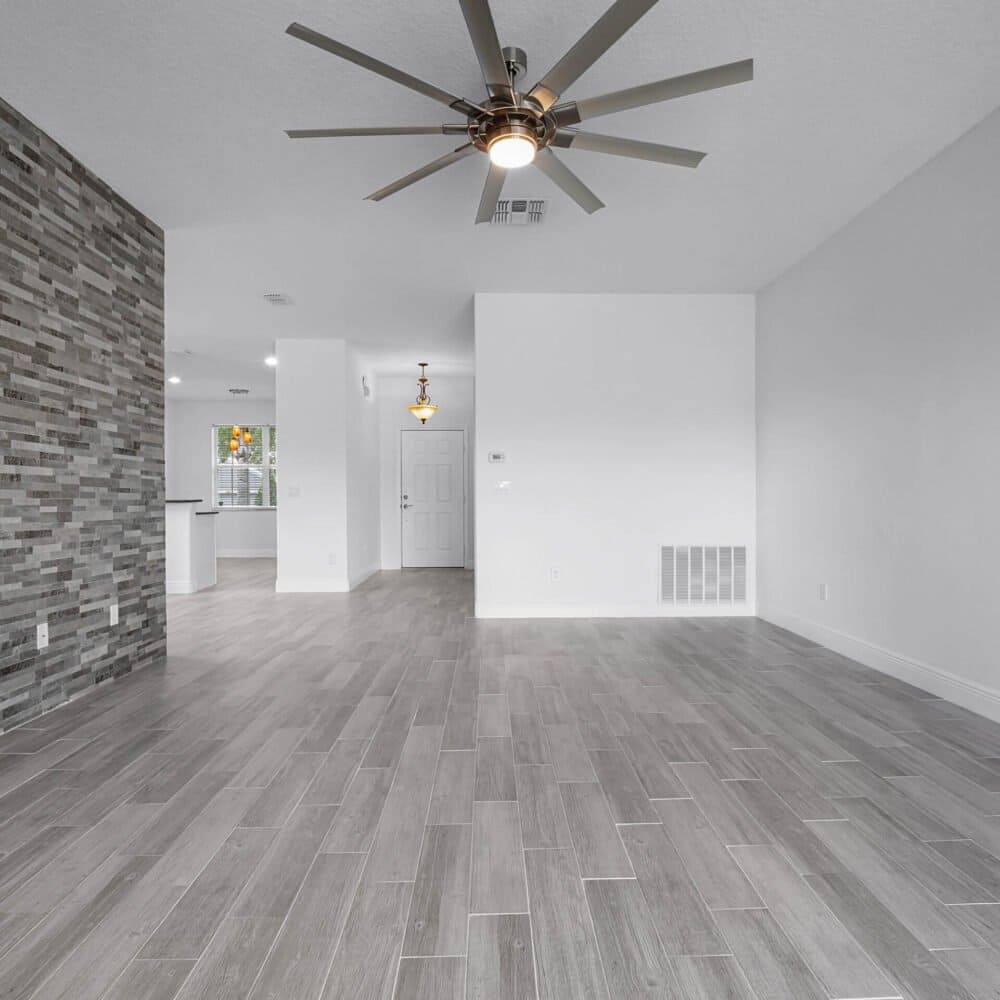 2420-balforn-tower-way-winter-garden-fl-34787-21-scaled-1000x1000