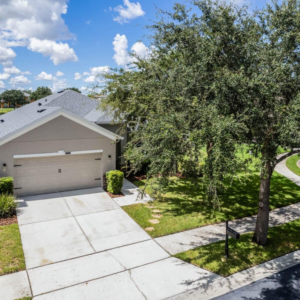 2420-balforn-tower-way-winter-garden-fl-34787-38-scaled-1000x1000