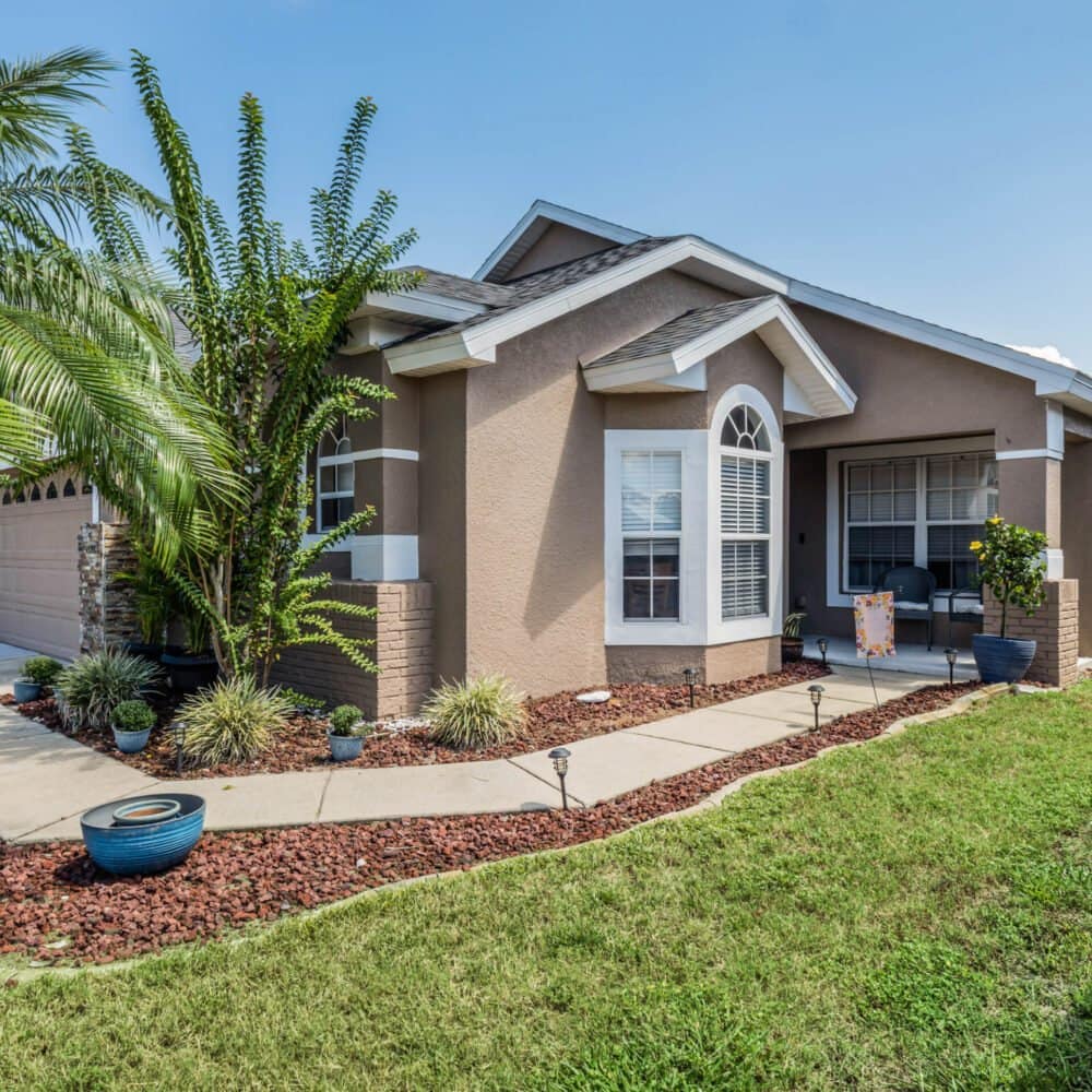 9555-pecky-cypress-way-orlando-fl-32836-04-scaled-1000x1000