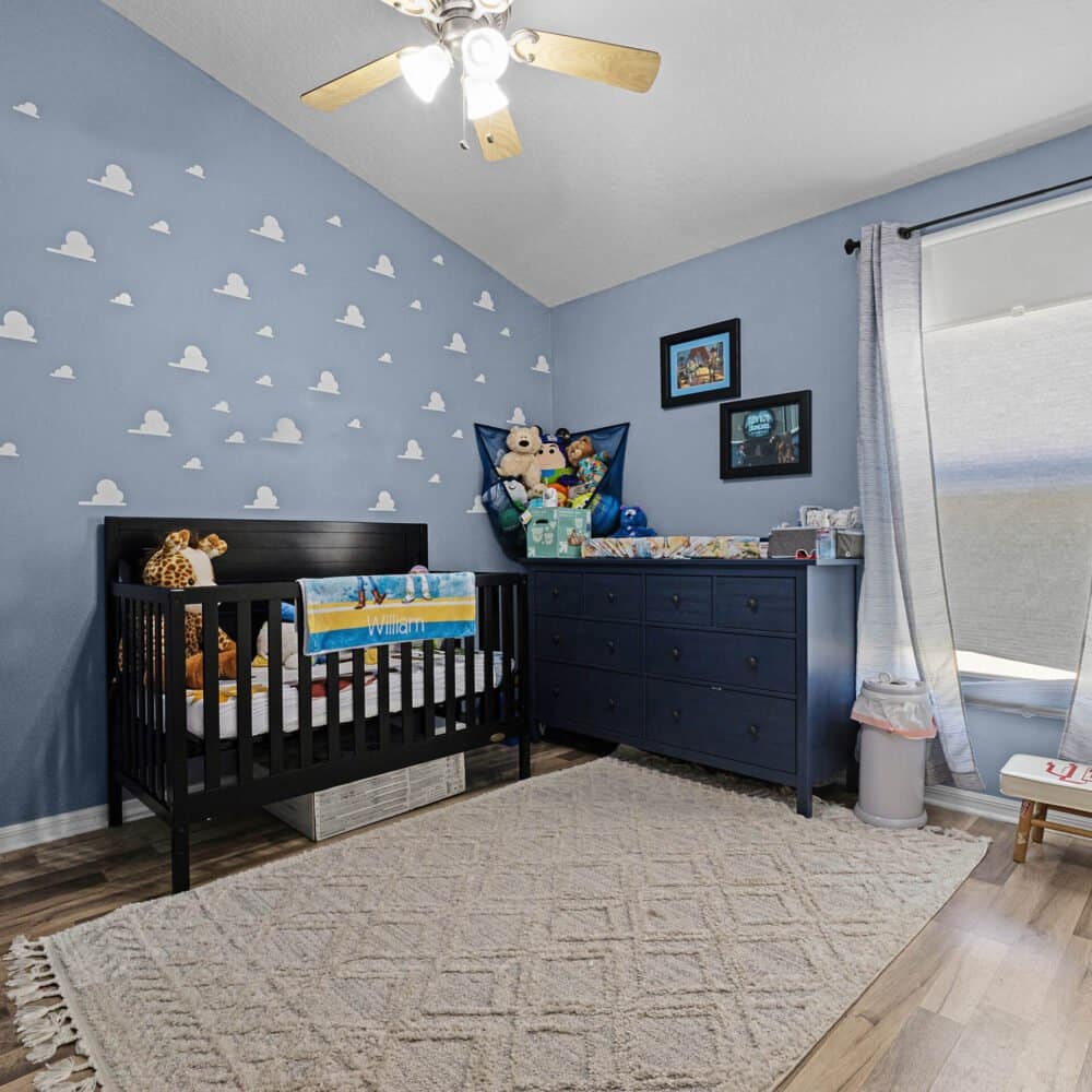 9555-pecky-cypress-way-orlando-fl-32836-17-scaled-1000x1000