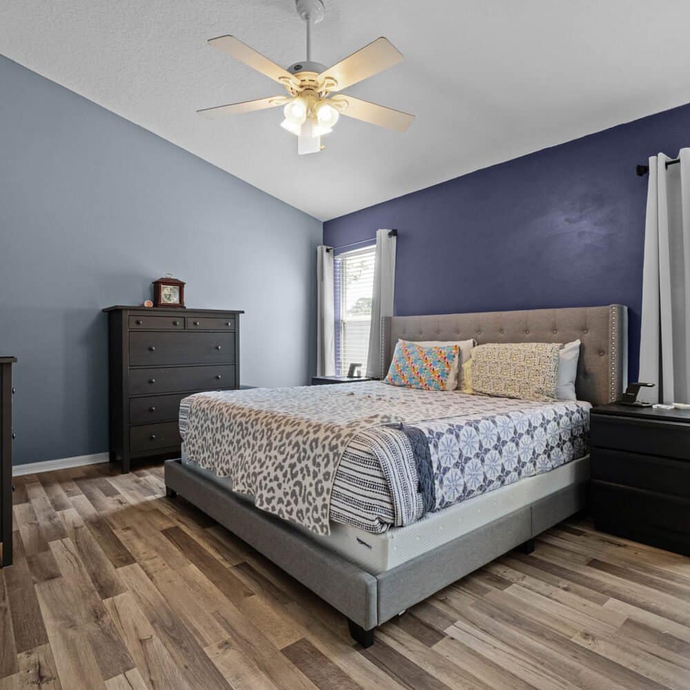 9555-pecky-cypress-way-orlando-fl-32836-20-scaled-1000x1000