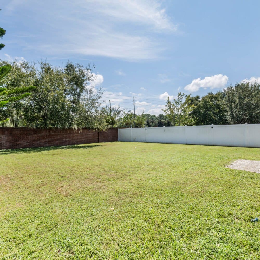 9555-pecky-cypress-way-orlando-fl-32836-27-scaled-1000x1000