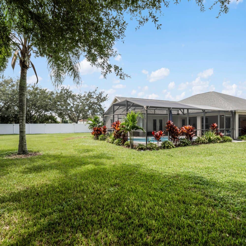 9765-pecky-cypress-way-orlando-fl-32836-37-scaled-1000x1000