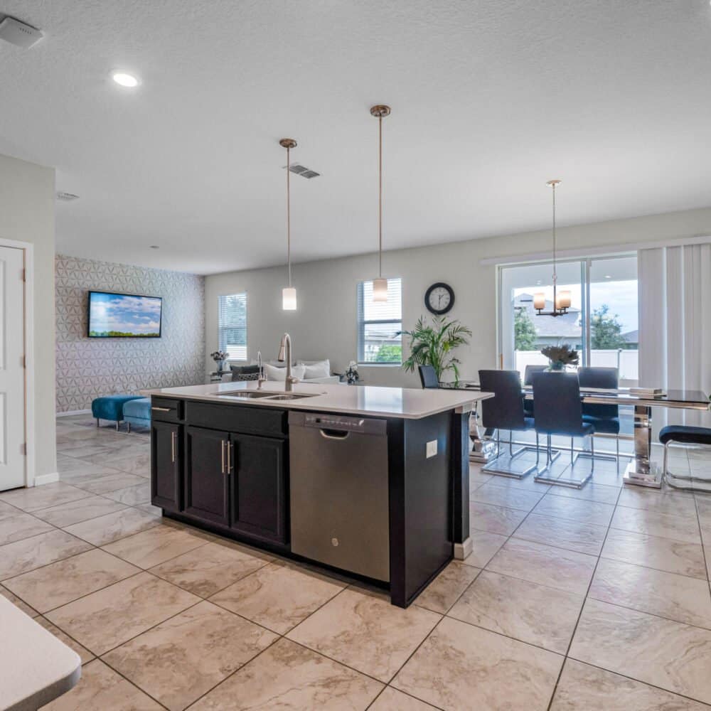 1740-black-maple-place-ocoee-fl-34761-15-scaled-1000x1000