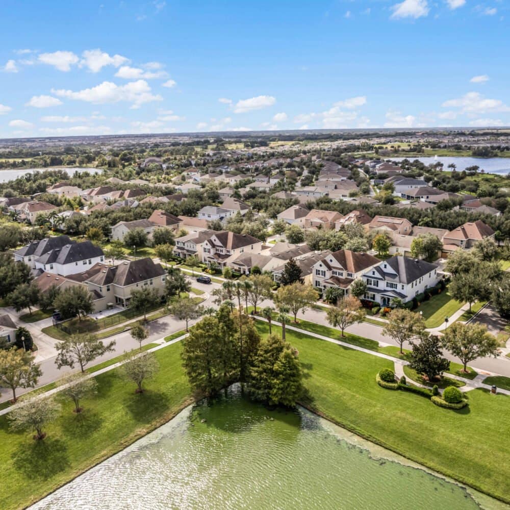 7906-winter-wren-street-winter-garden-fl-34787-46-scaled-1000x1000 7906-winter-wren-street-winter-garden-fl-34787-46-scaled-1000x1000