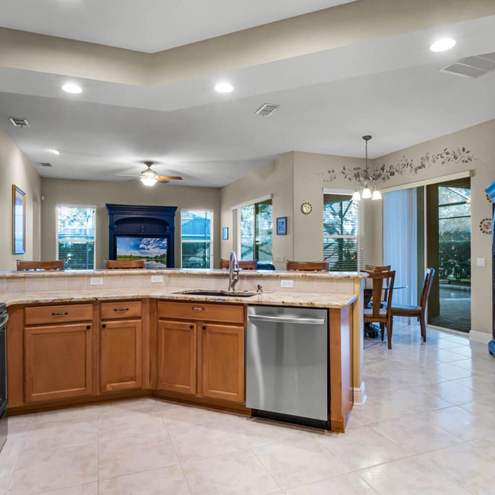 815-santee-terre-lane-winter-garden-fl-34787-19-scaled-1000x1000