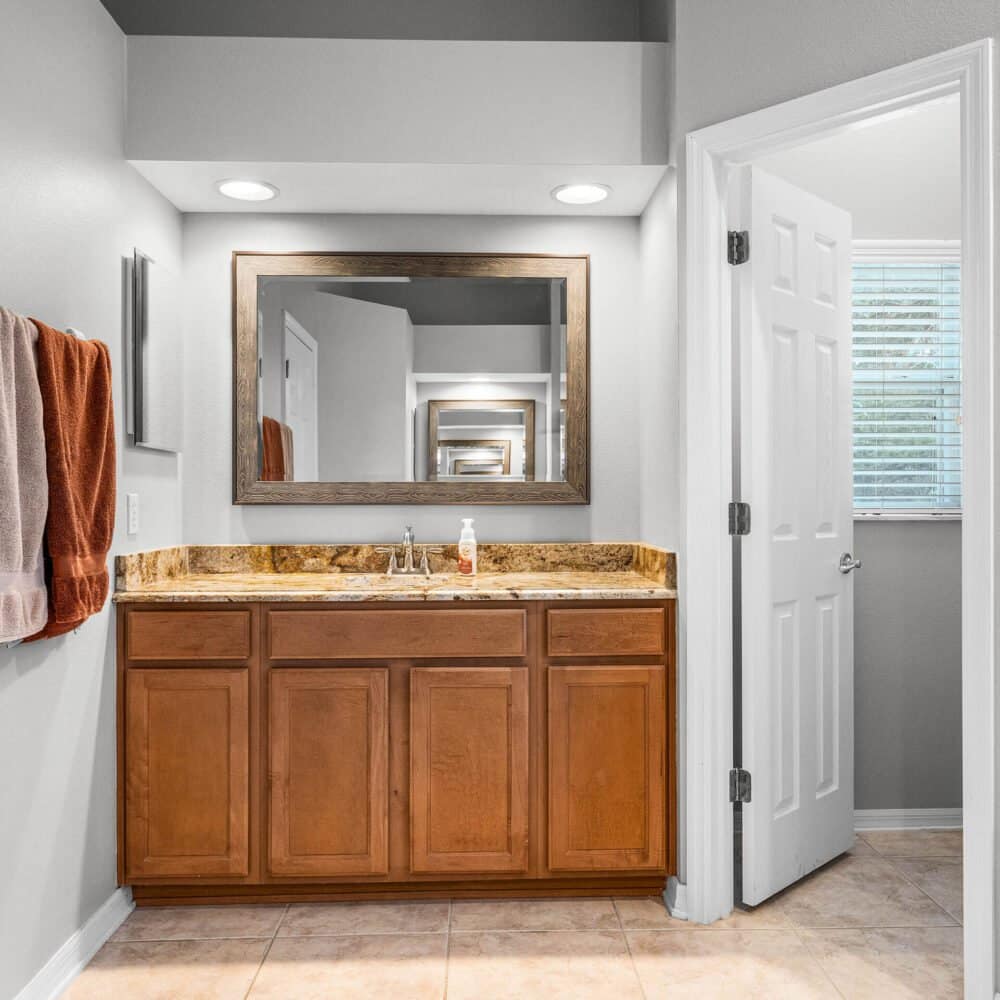 815-santee-terre-lane-winter-garden-fl-34787-33-scaled-1000x1000