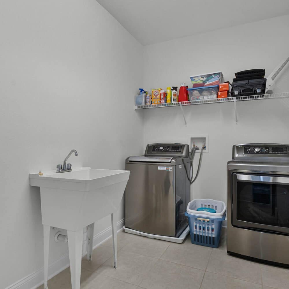 15980-citrus-knoll-drive-winter-garden-fl-34787-40-scaled-1000x1000