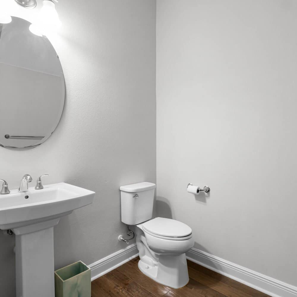 8926-bismarck-palm-drive-winter-garden-fl-34787-09-scaled-1000x1000