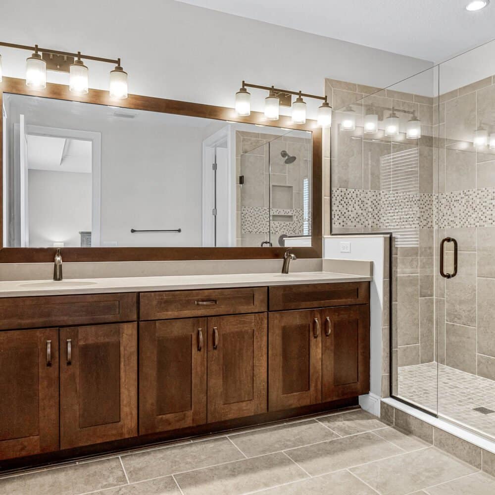 8926-bismarck-palm-drive-winter-garden-fl-34787-20-scaled-1000x1000