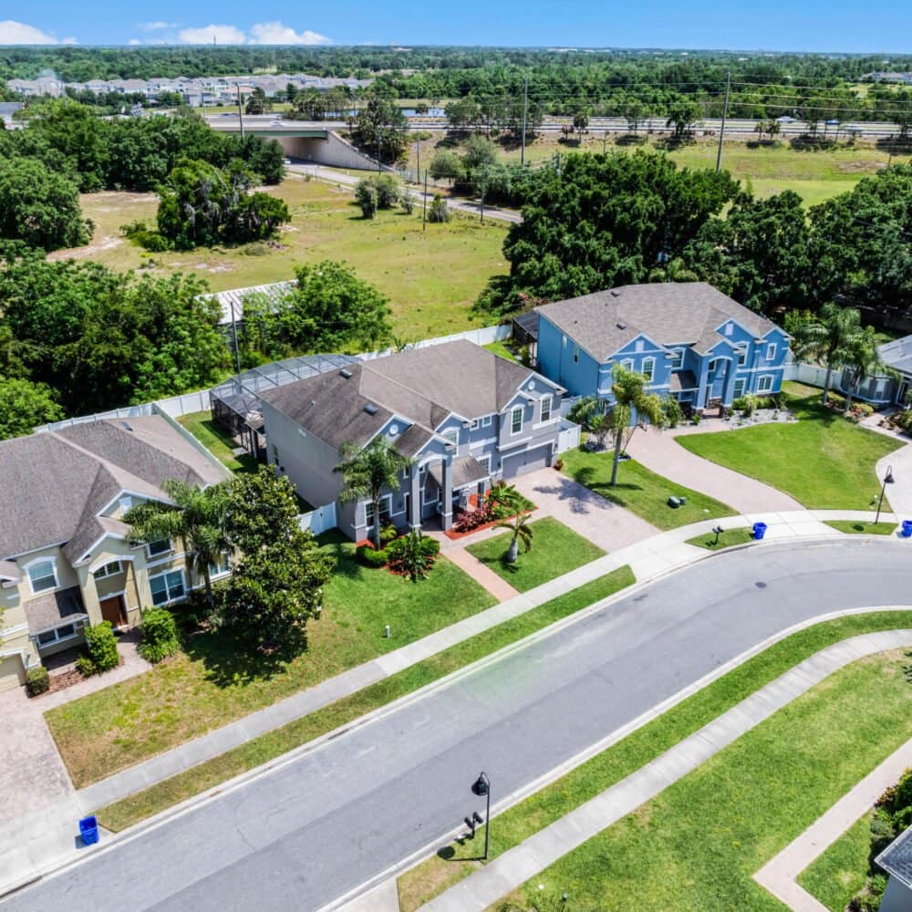 15312-firelight-drive-winter-garden-fl-34787-66-scaled-1000x1000