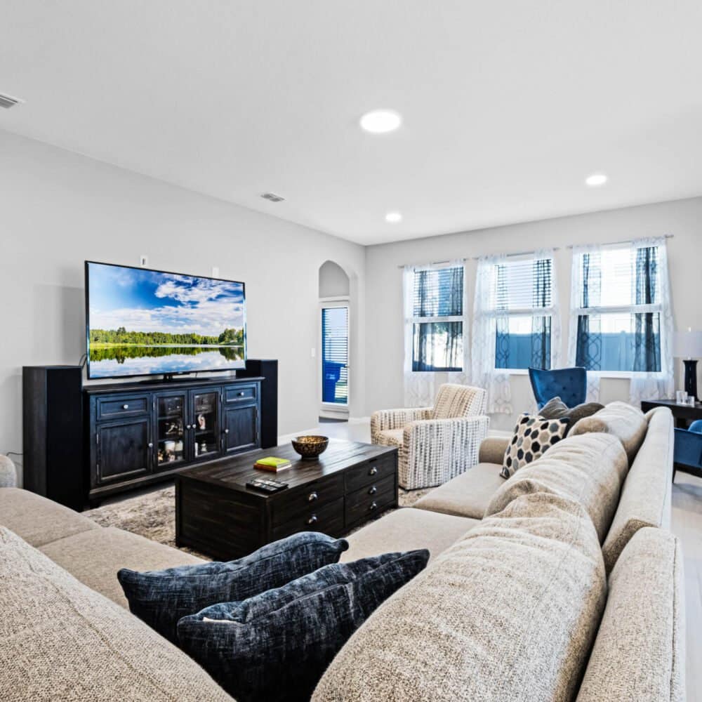 5045-rain-shadow-drive-st.-cloud-fl-34772-17-scaled-1000x1000