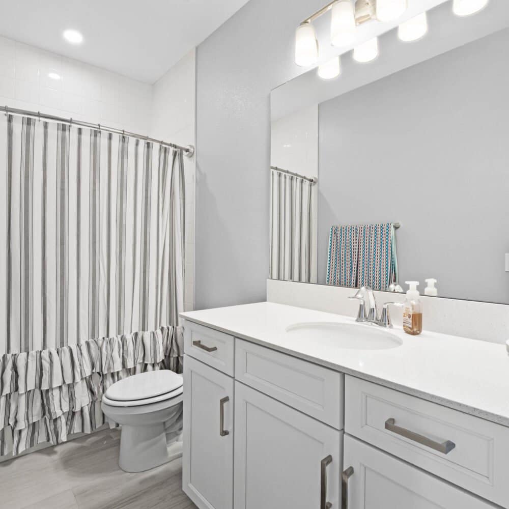 5045-rain-shadow-drive-st.-cloud-fl-34772-41-scaled-1000x1000