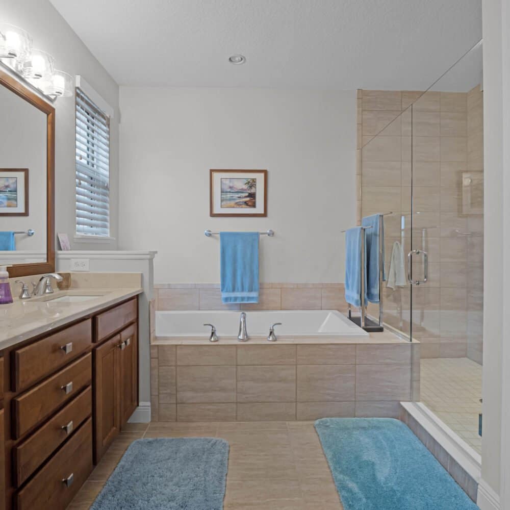 8818-bismarck-palm-drive-winter-garden-fl-34787-27-scaled-1000x1000