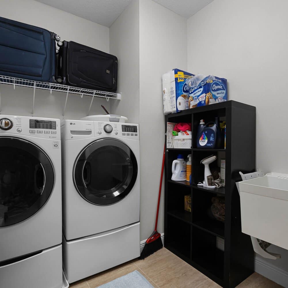 8818-bismarck-palm-drive-winter-garden-fl-34787-30-scaled-1000x1000