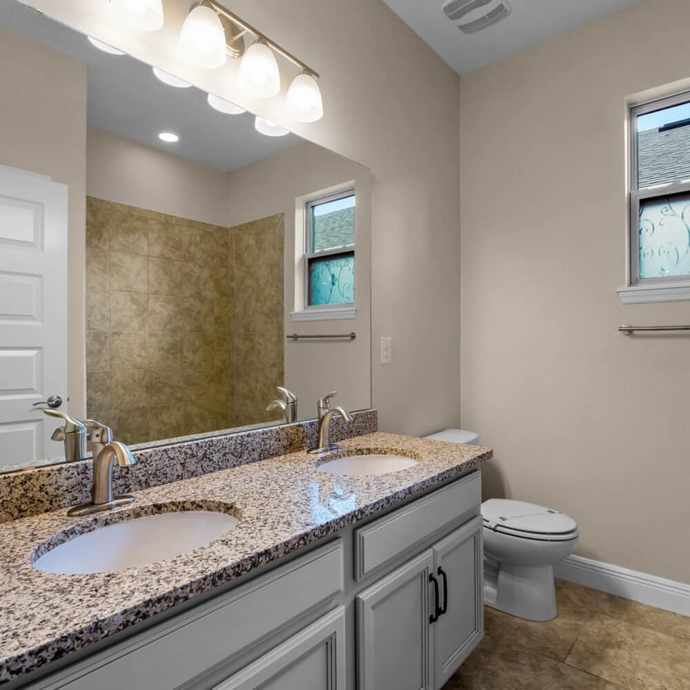 10127-beach-port-drive-winter-garden-fl-34787-32-scaled-1000x1000