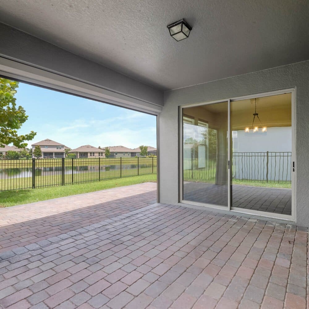 10127-beach-port-drive-winter-garden-fl-34787-35-scaled-1000x1000