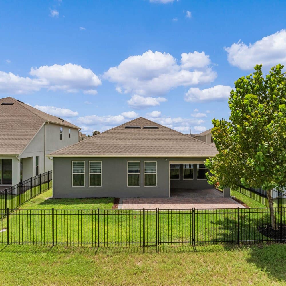 10127-beach-port-drive-winter-garden-fl-34787-41-scaled-1000x1000