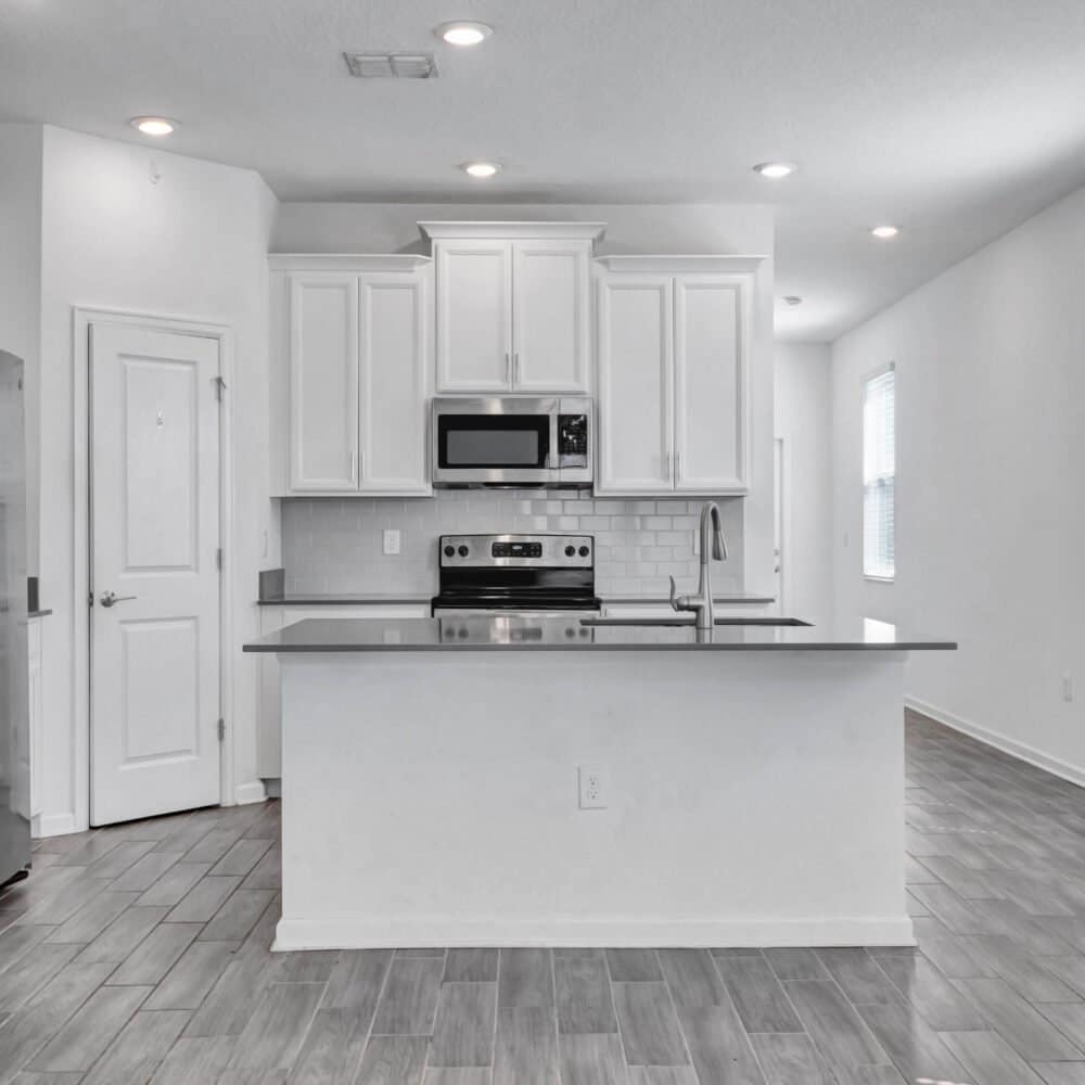 17058-quicksilver-avenue-winter-garden-fl-34787-13-scaled-1000x1000