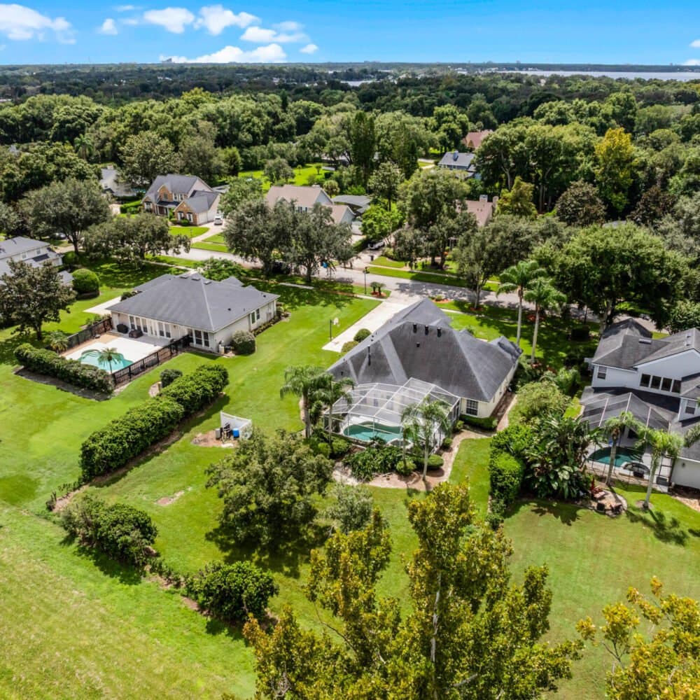 2544-carter-grove-circle-windermere-fl-34786-46-scaled-1000x1000