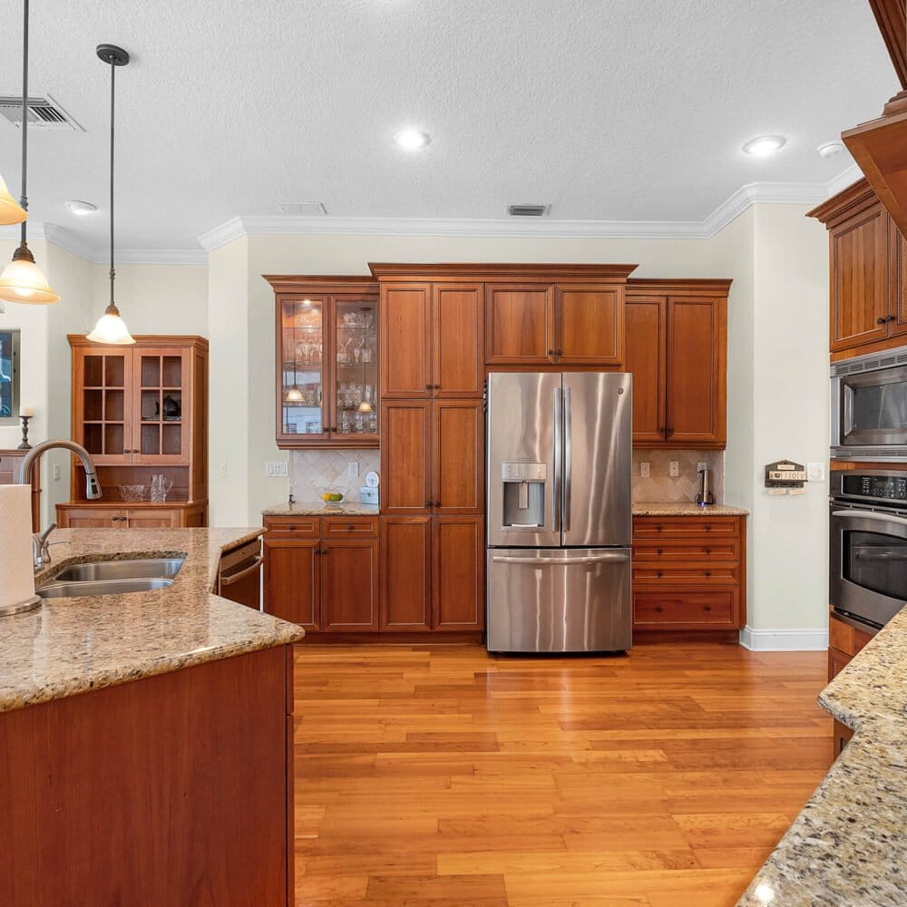 2544-carter-grove-circle-windermere-fl-34786-14-scaled-1000x1000