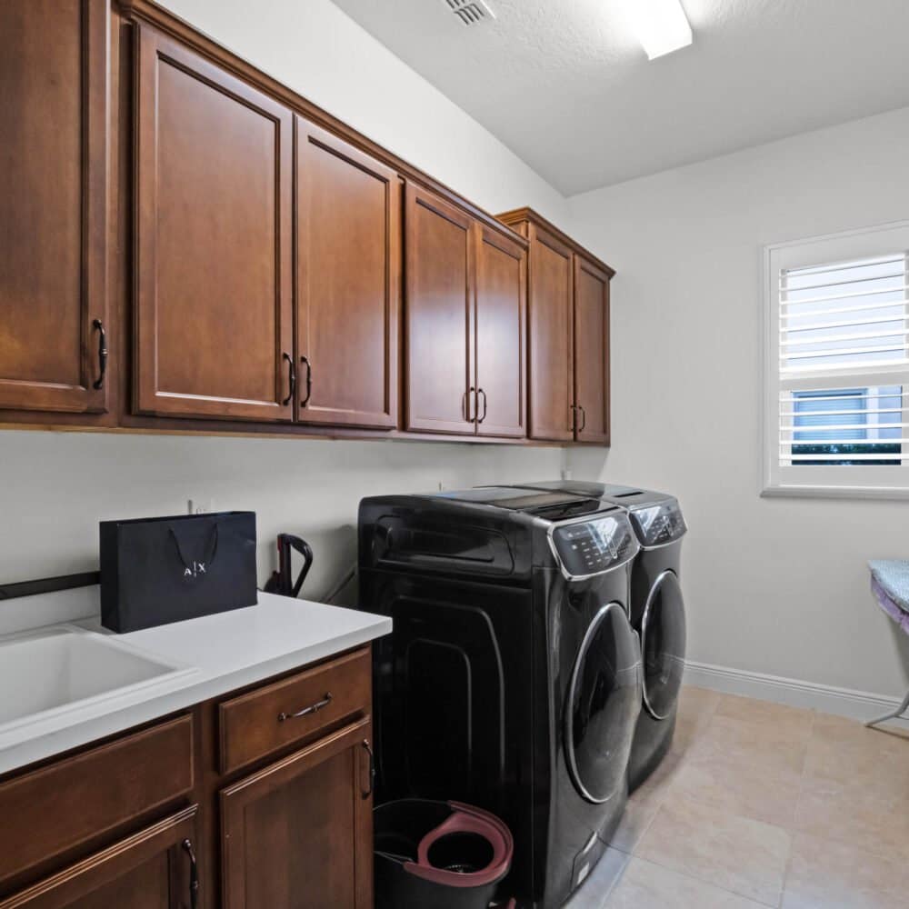 10875-savona-way-orlando-fl-32827-47-scaled-1000x1000