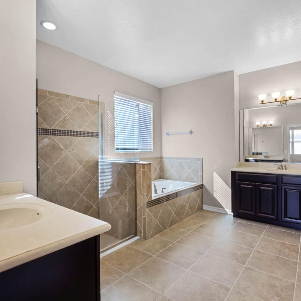 15863-citrus-grove-loop-winter-garden-fl-34787-28-scaled-1000x1000