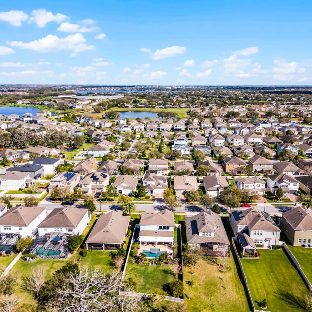 15863-citrus-grove-loop-winter-garden-fl-34787-64-scaled-1000x1000