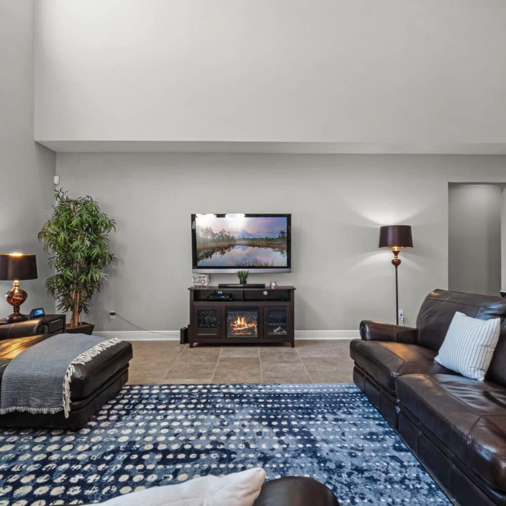 16033-citrus-knoll-drive-winter-garden-fl-34787-17-scaled-1000x1000