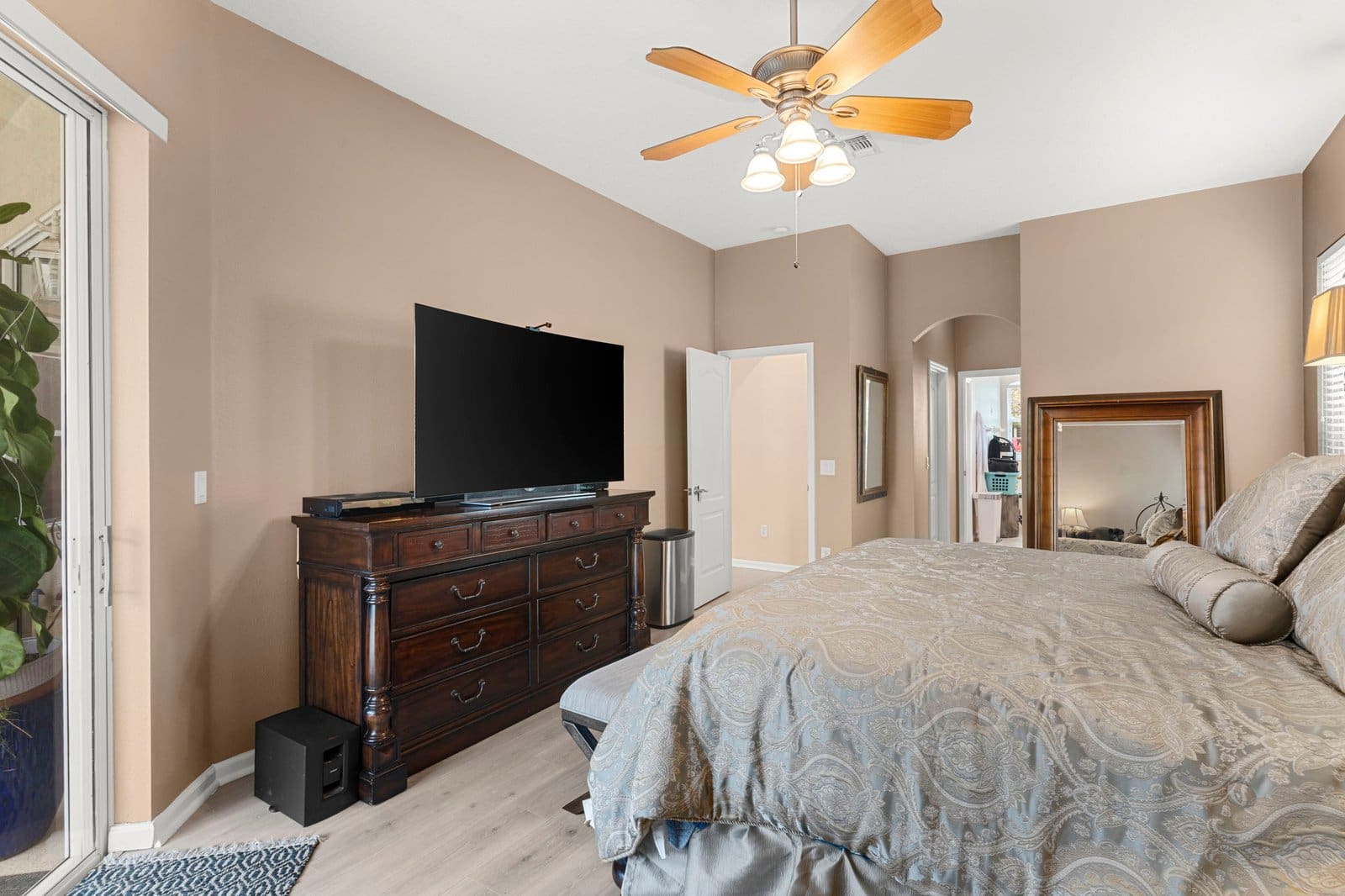 21-web-or-mls-DSC08627