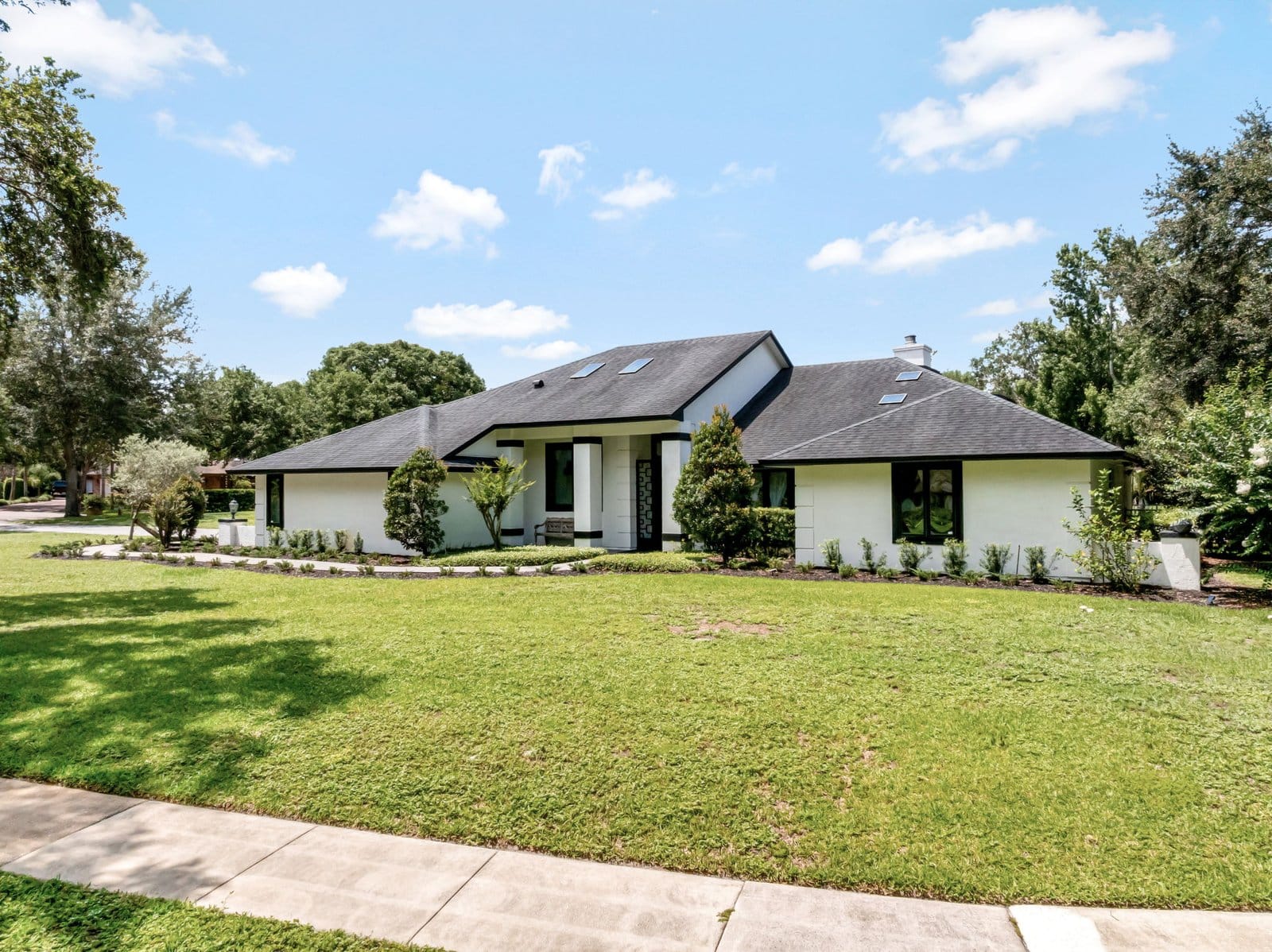 3-web-or-mls-4454 Aspenwood Ct-Orlando, FL 32835 - 03