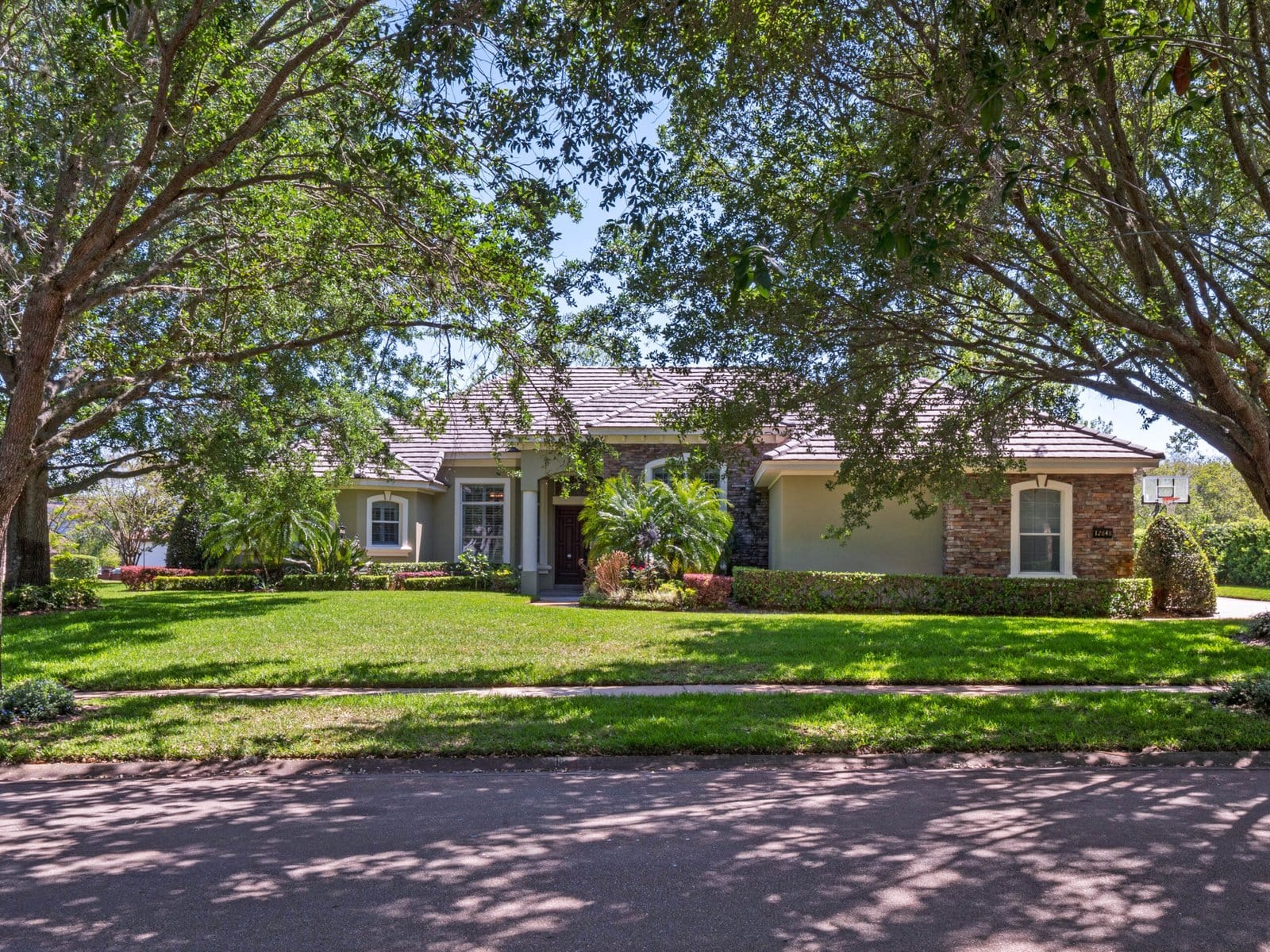 12848-jacob-grace-court-windermere-fl-34786-01-scaled 12848-jacob-grace-court-windermere-fl-34786-01-scaled