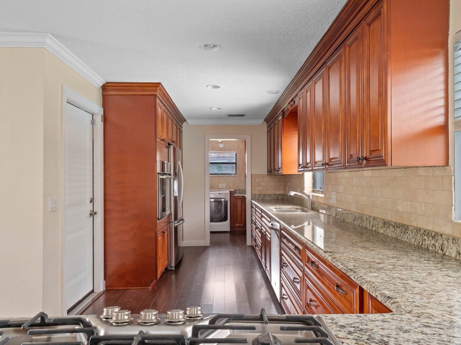 6526-sawyer-shores-lane-windermere-fl-34786-11--scaled
