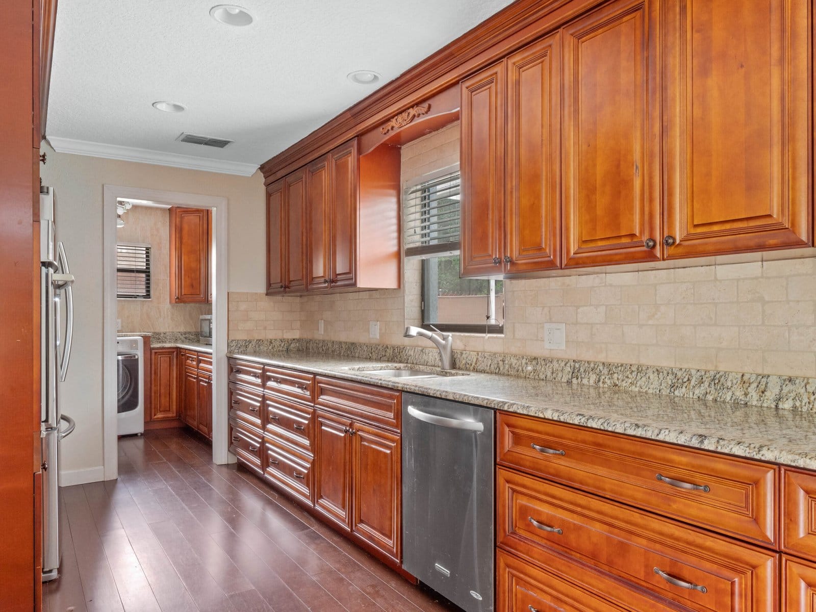 6526-sawyer-shores-lane-windermere-fl-34786-13--scaled