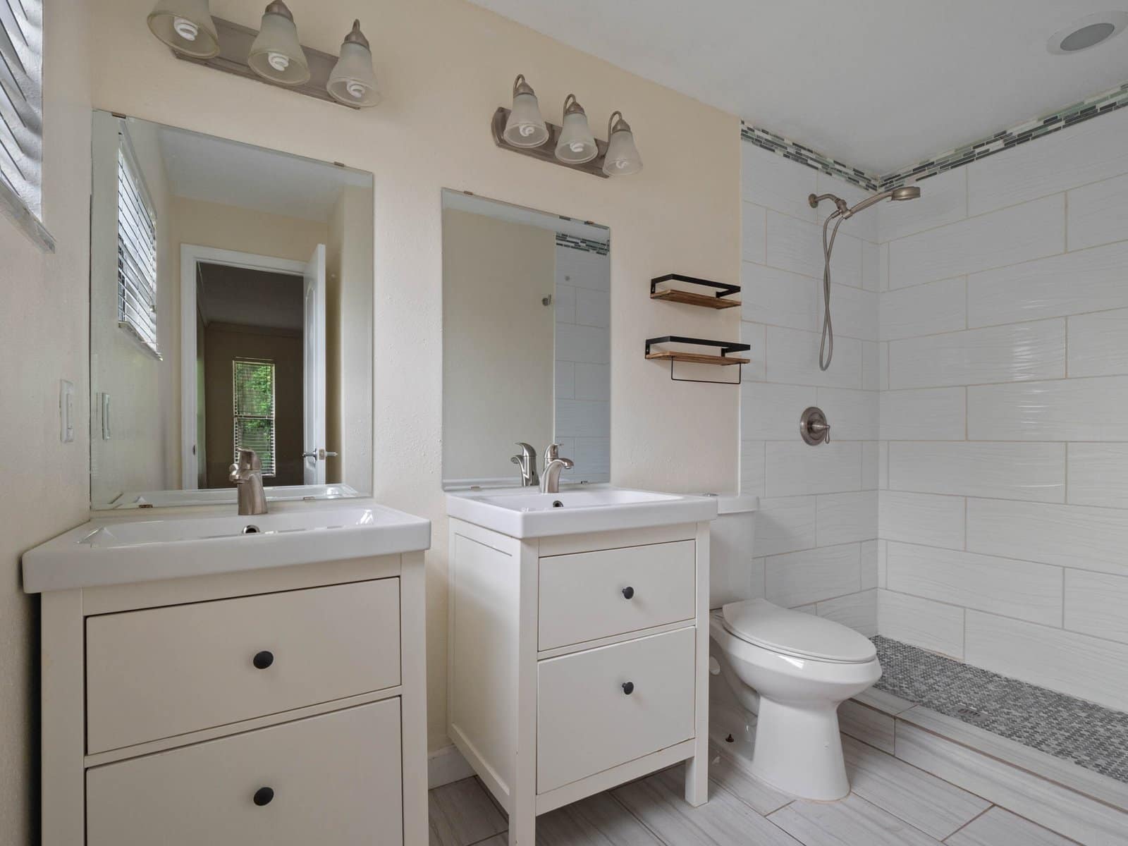 6526-sawyer-shores-lane-windermere-fl-34786-2--scaled