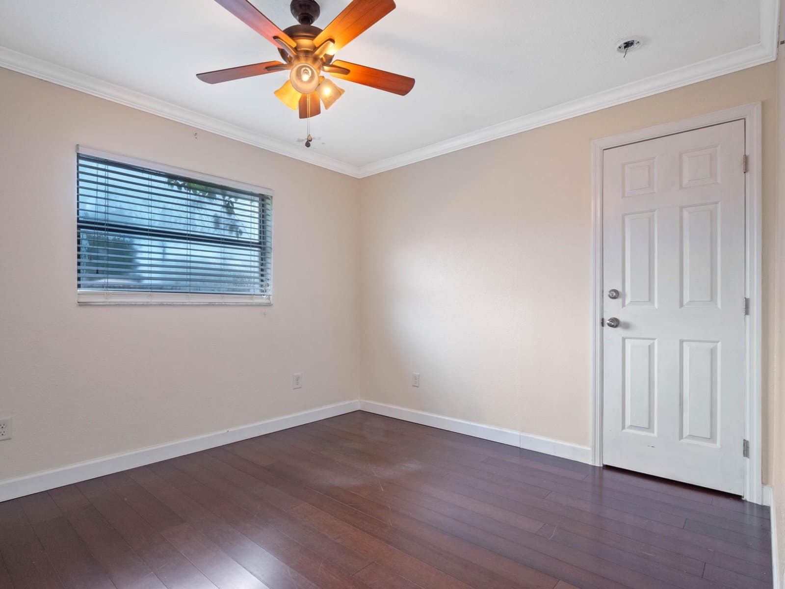6526-sawyer-shores-lane-windermere-fl-34786-5--scaled