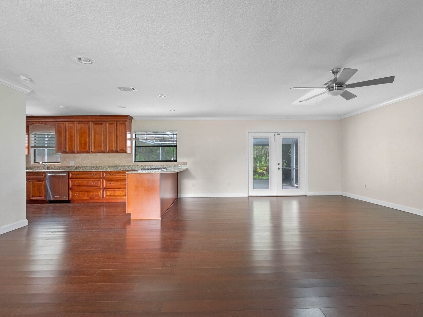 6526-sawyer-shores-lane-windermere-fl-34786-8--scaled