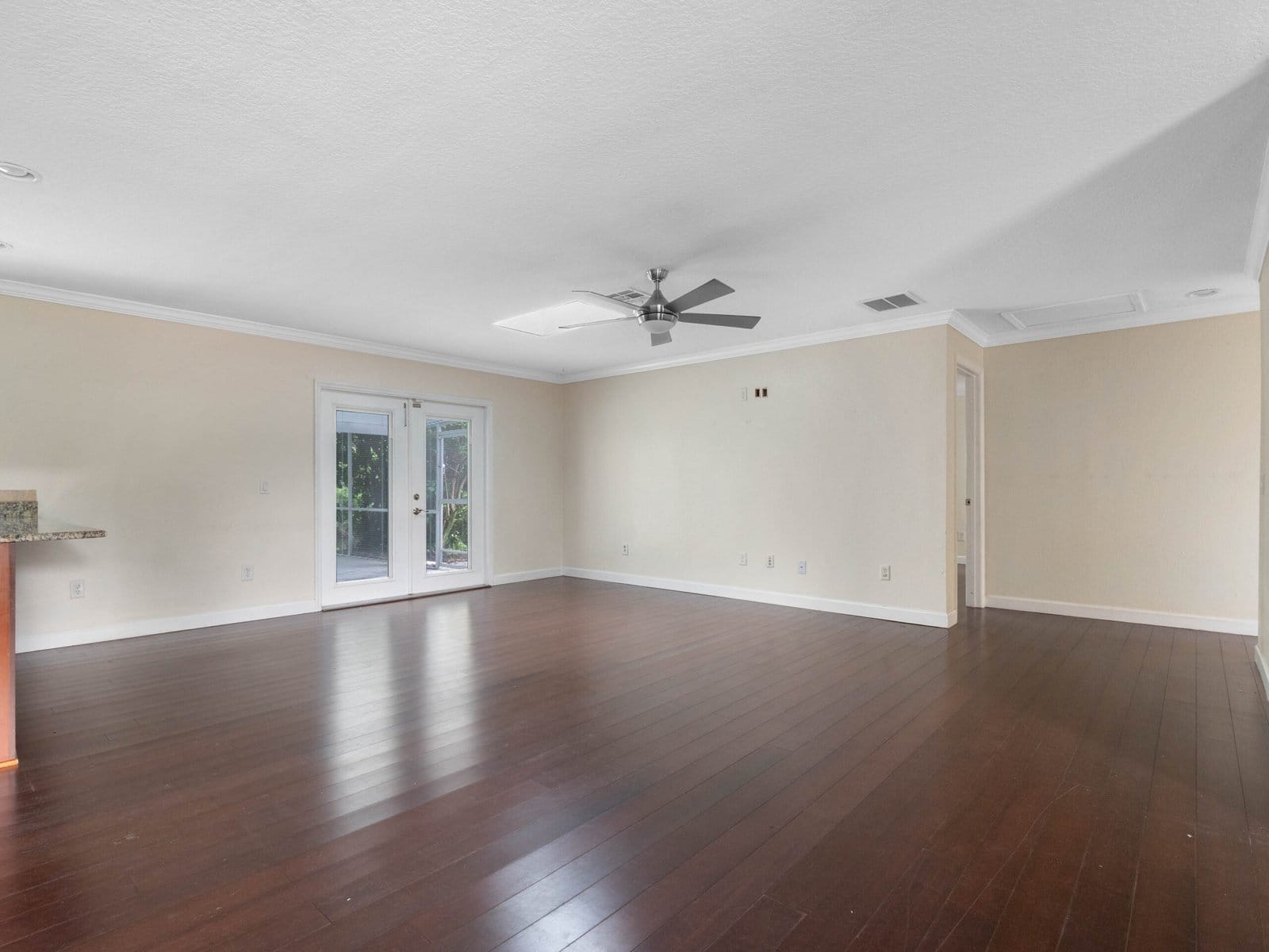 6526-sawyer-shores-lane-windermere-fl-34786-9--scaled