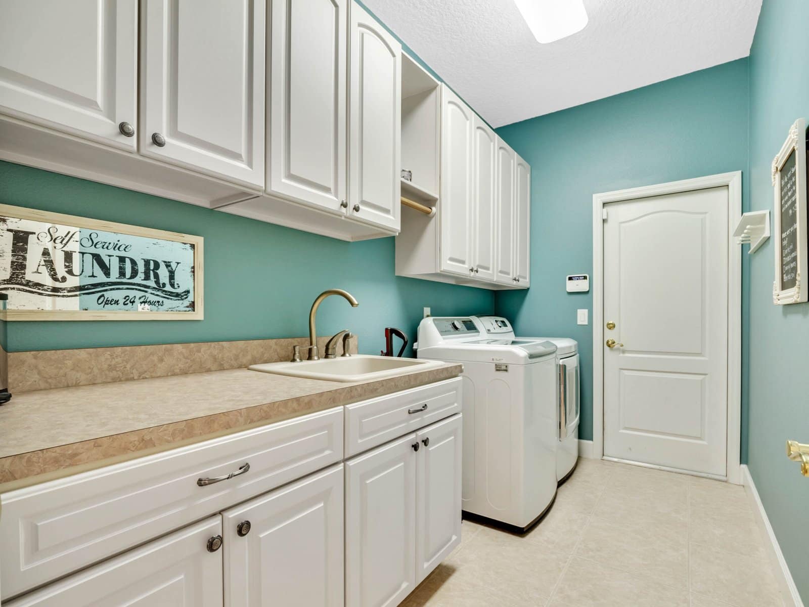 13915-zephermoor-lane-winter-garden-fl-34787-07-scaled