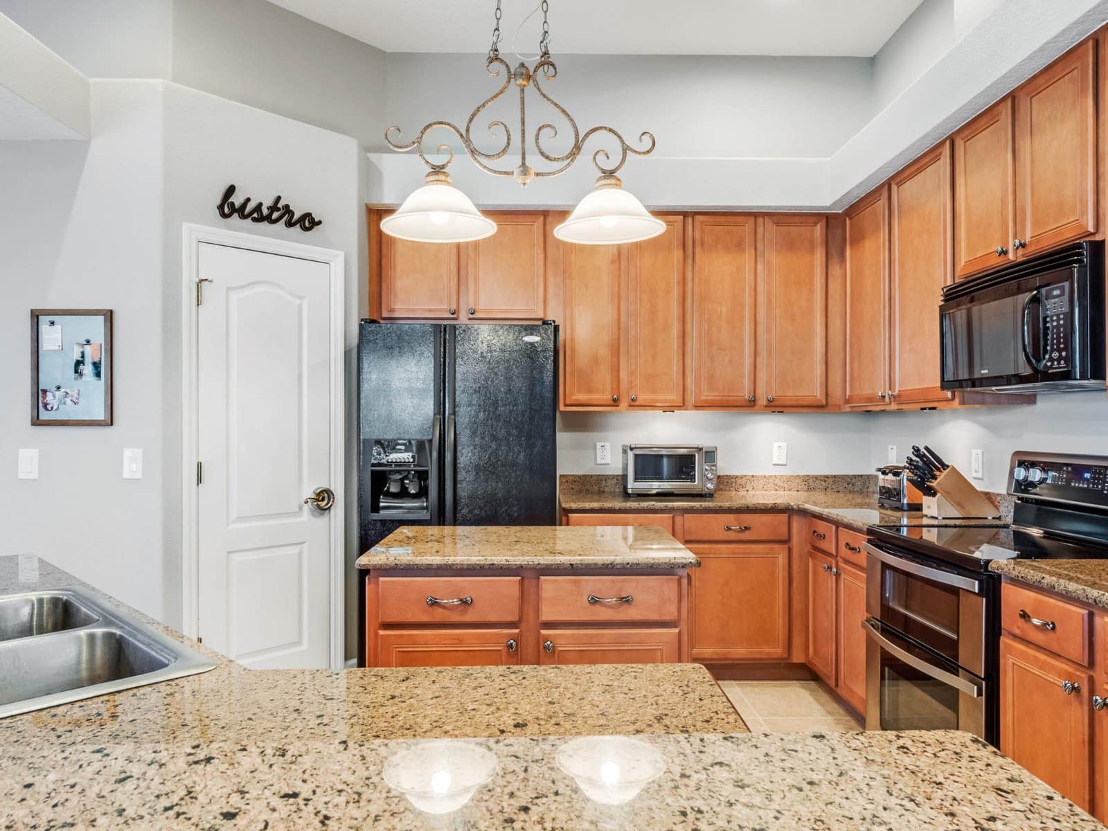 13915-zephermoor-lane-winter-garden-fl-34787-27-scaled